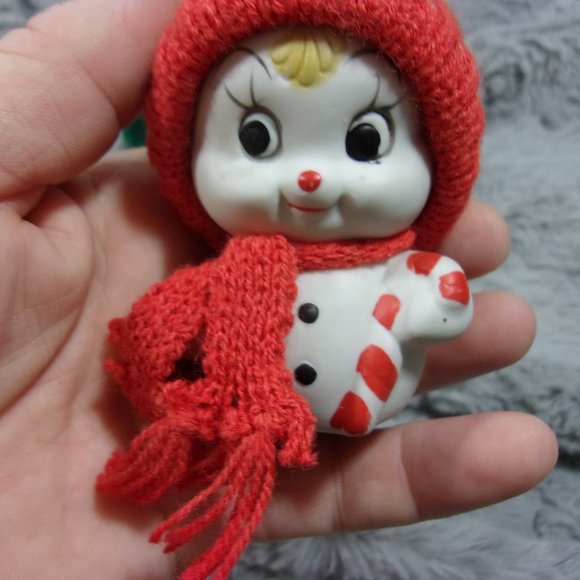 H-68 SET OF 3 SNOW BELLS PORCELAIN BELL ORNAMENTS FROM GIFTCO - Picture 10 of 13